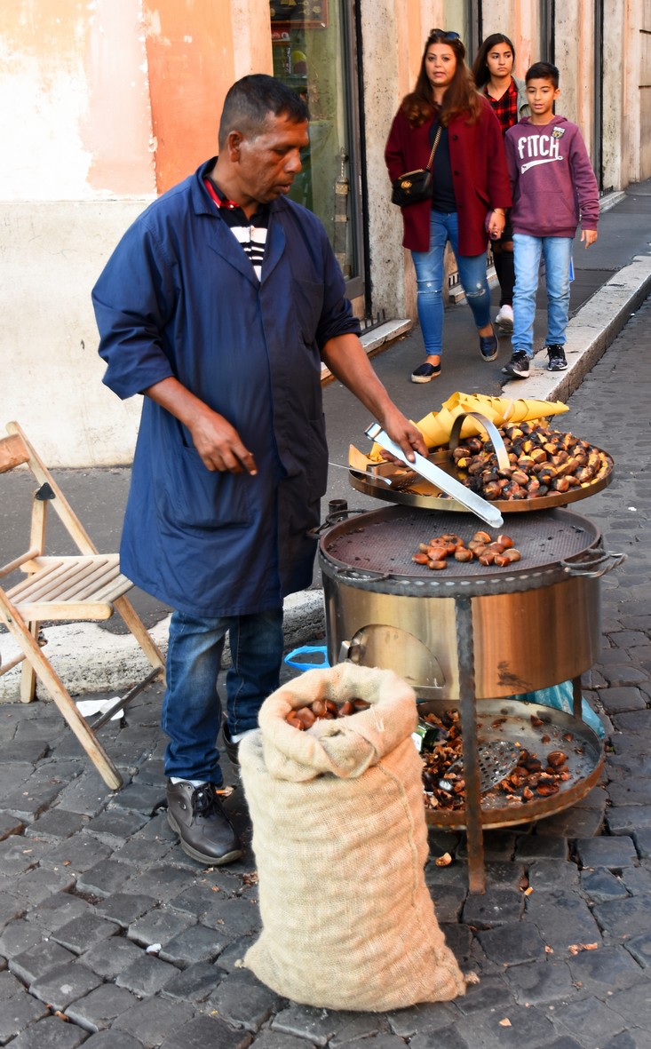 Kastaniesælger ved Piazza Navona