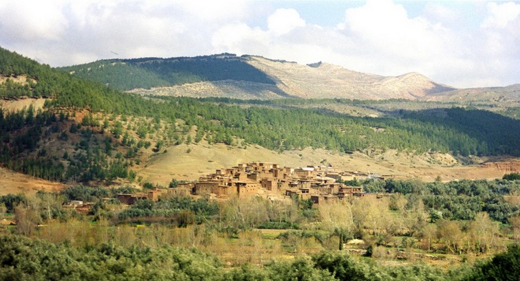 Berberlandsby i Atlasbjergene